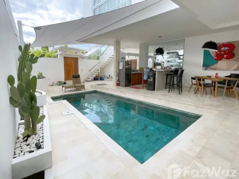 2 Bedroom Villa for sale in Kerobokan, Bali