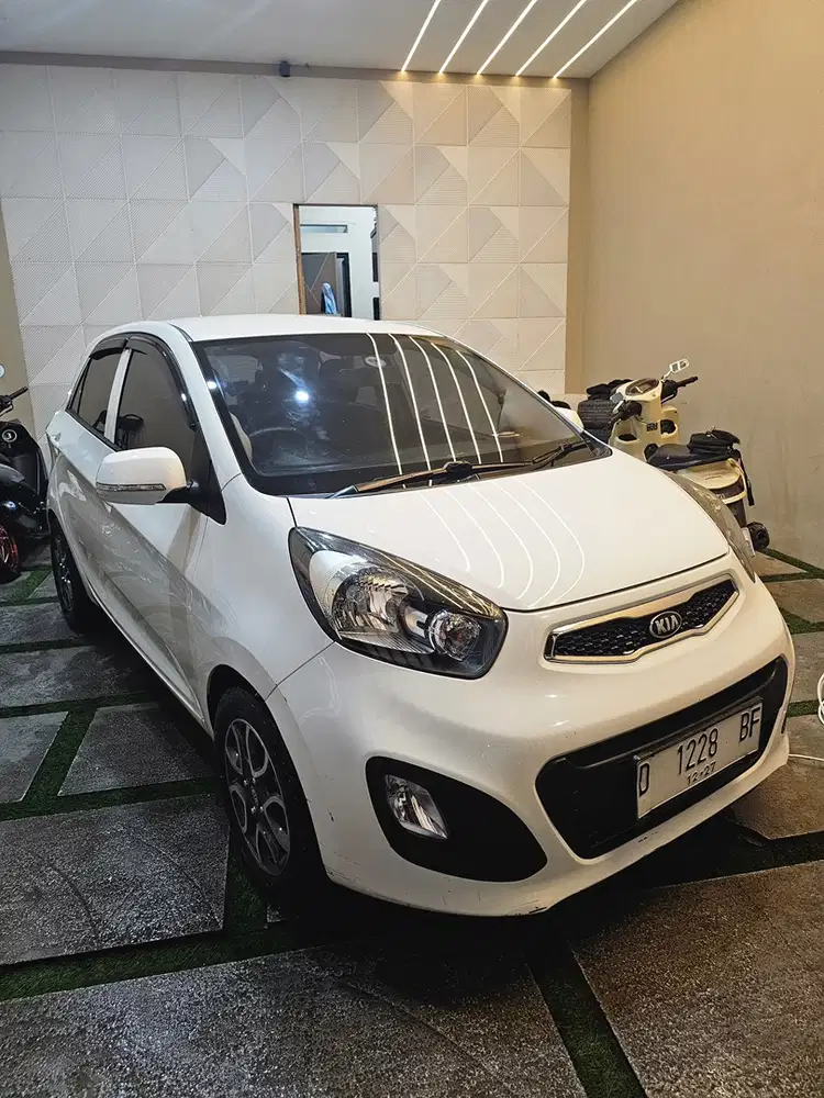 Kia Picanto 2012 Bensin