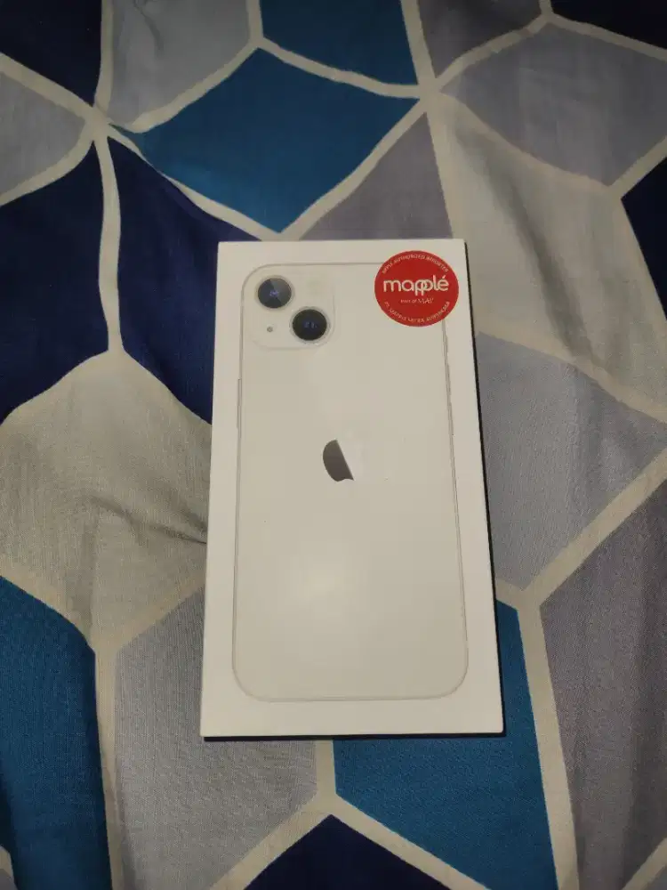 IPHONE 13 128 GB STARLIGHT BARU SEGEL GARANSI RESMI