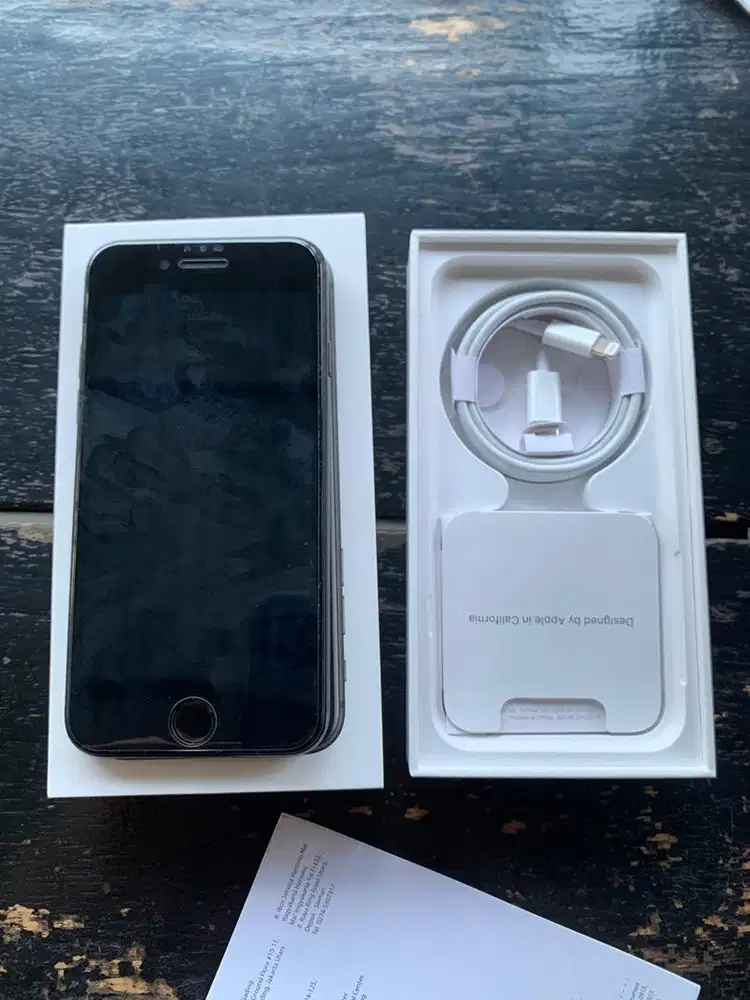 Iphone se 2020 kondisi 95%