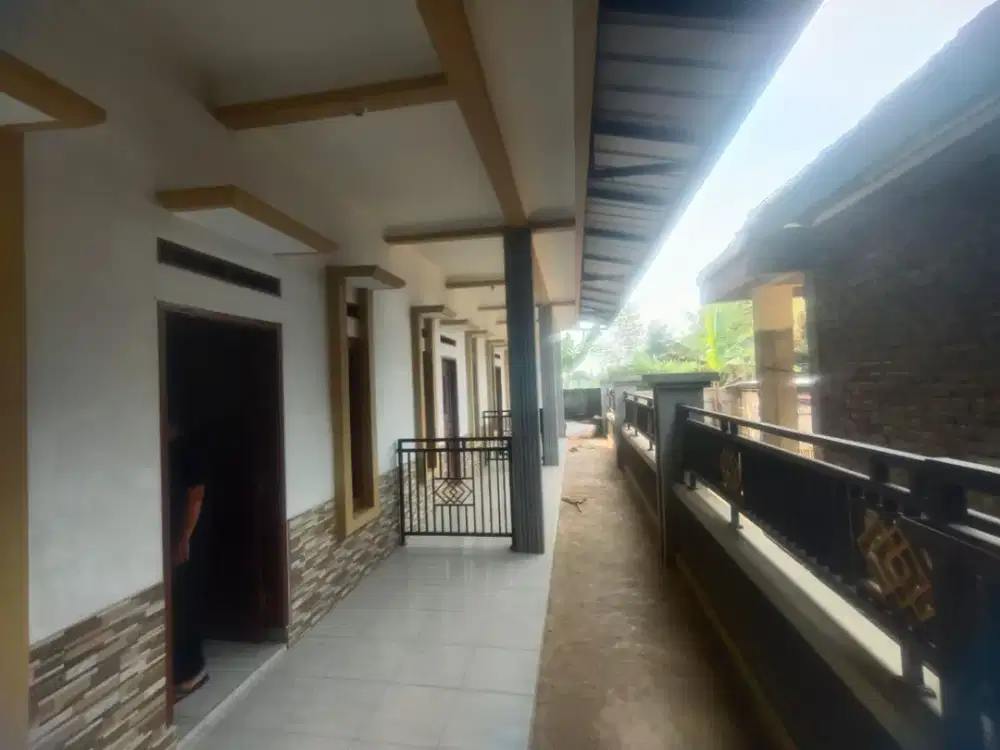 Dijual Rumah Kost di Cikande Bandung Barat, Nyaman Siap Huni 3 Lantai