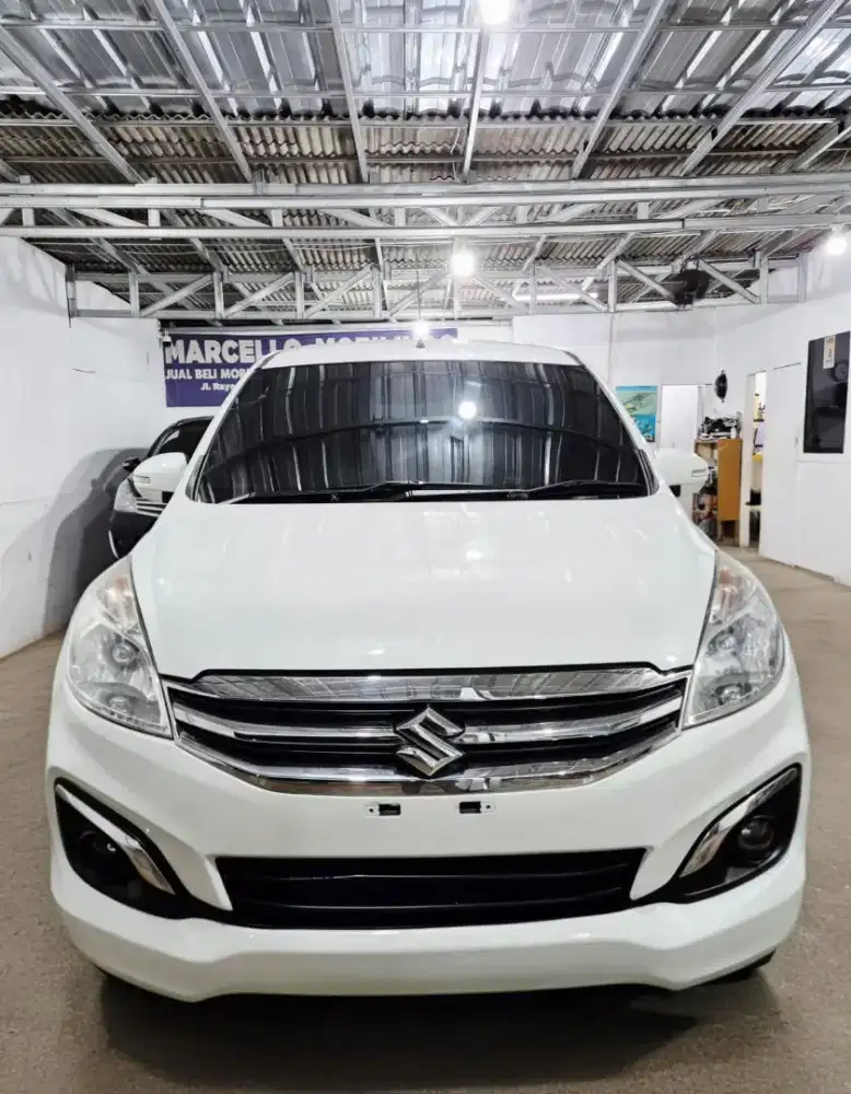 Ertiga GL a/t 2017 Dp 6 jt ang 3,5 j6