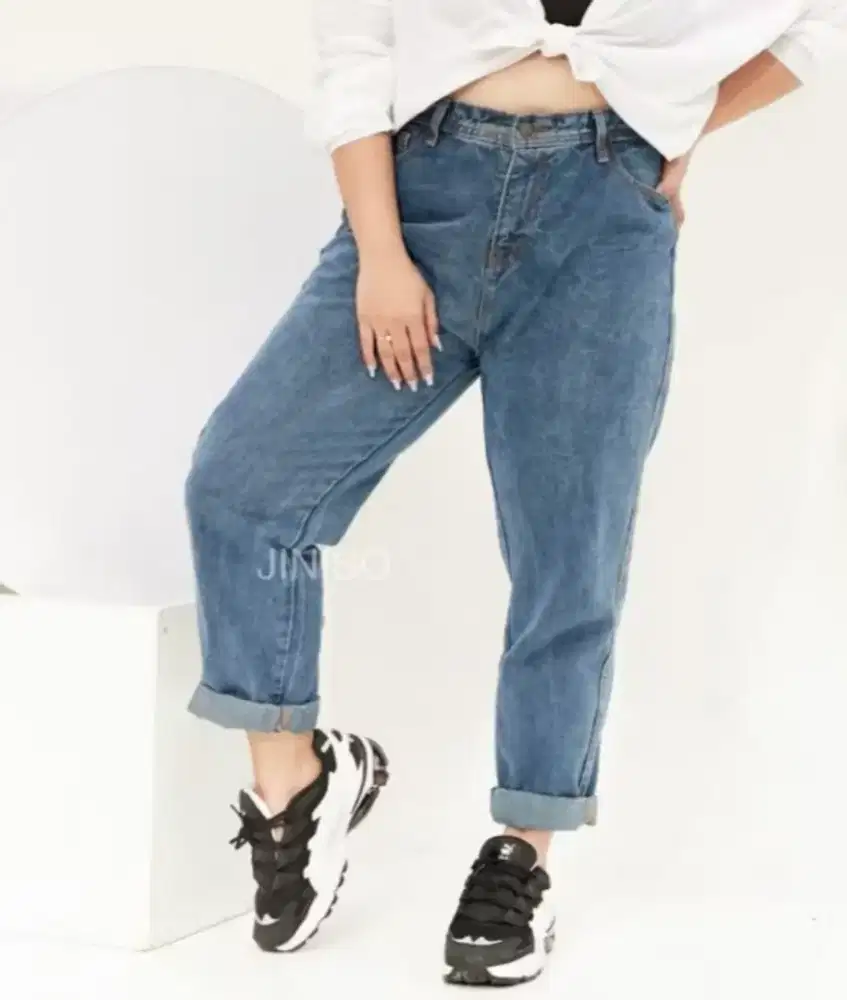 PRELOVED CELANA JEANS JUMBO BOYFRIEND