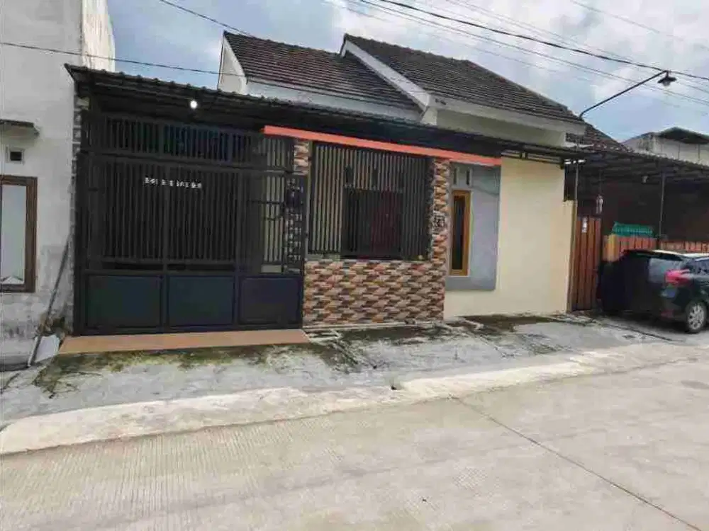 Rumah Cantik Pagar Kanopi Siap Huni di Gentan