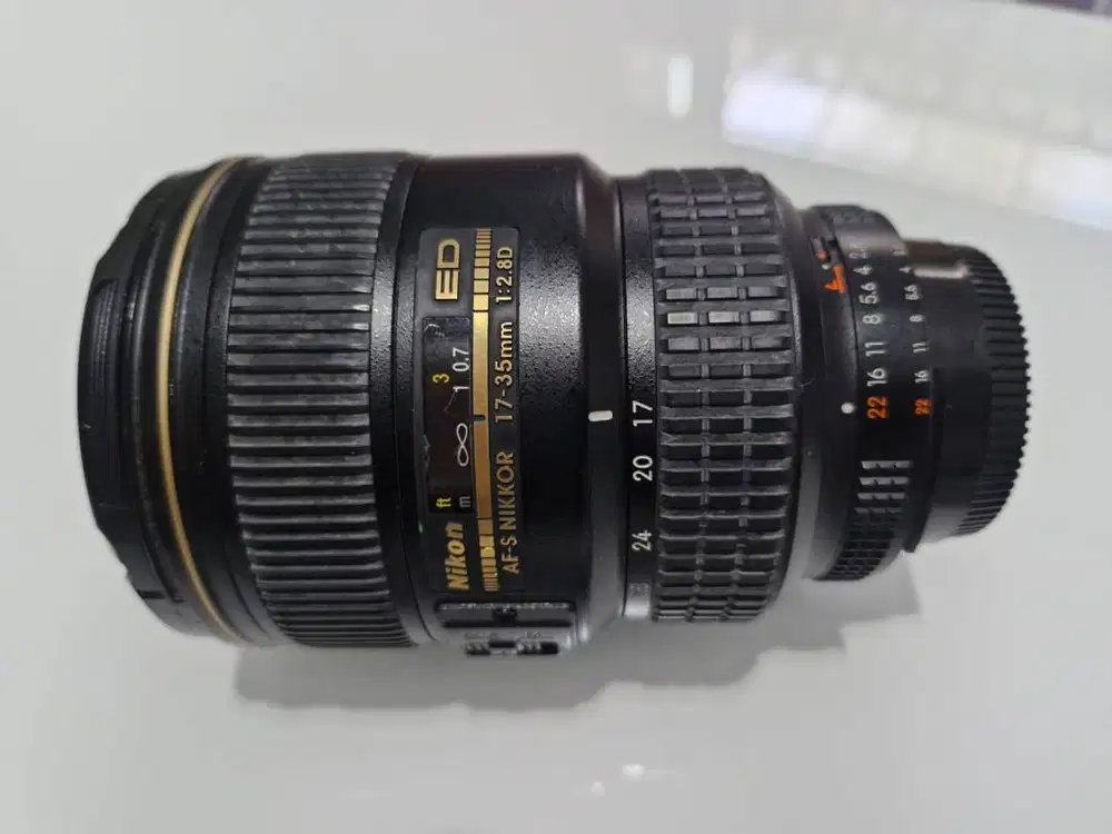 Lensa Nikon AF-S Nikkor 17-35mm F2.8