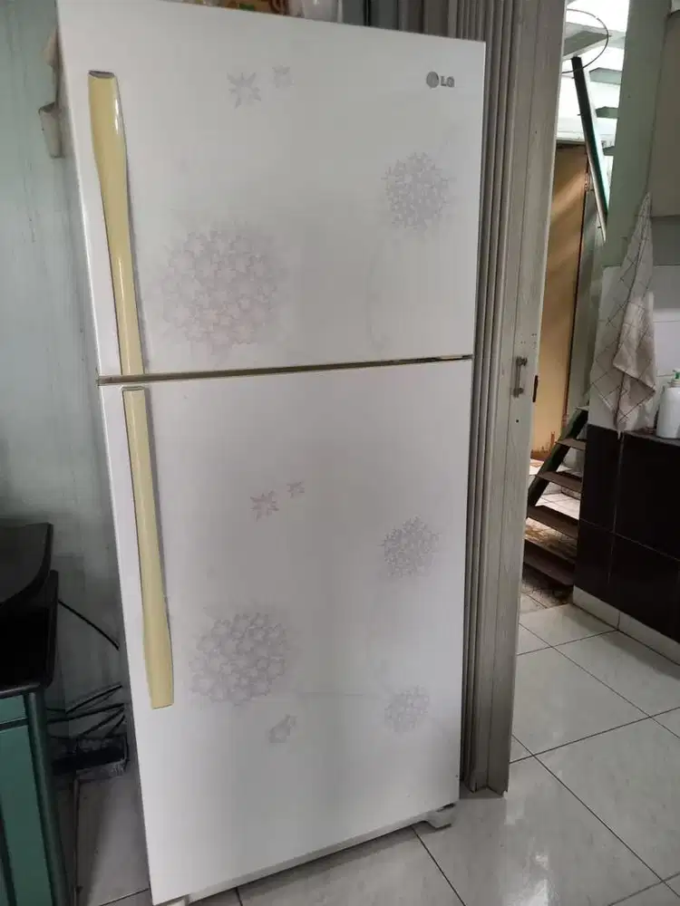 Kulkas LG 2 pintu second bagus