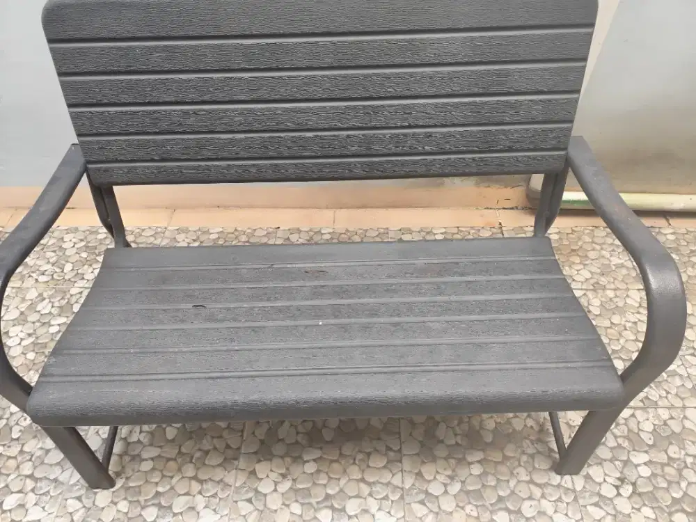 Kursi taman outdoor tahan air