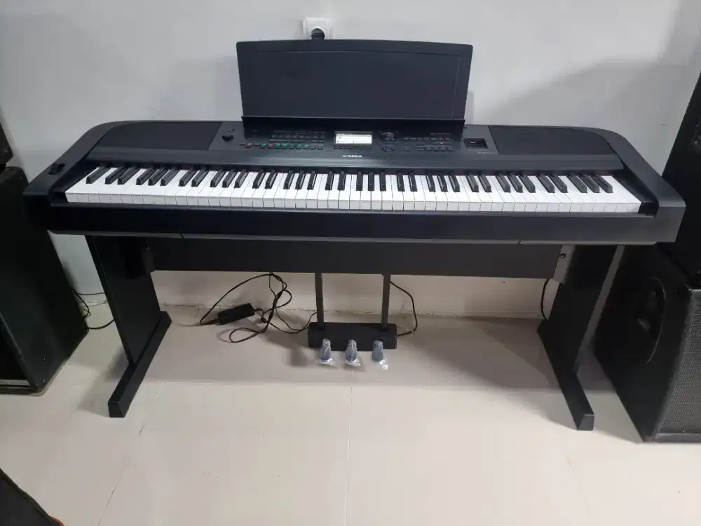 Piano yamaha dgx 670