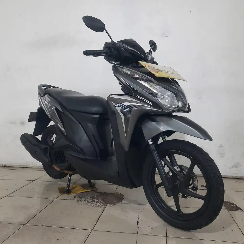 JUAL CEPAT HONDA VARIO 125 KZR TAHIN 2013 PAJAK HIDUP LENGKAP