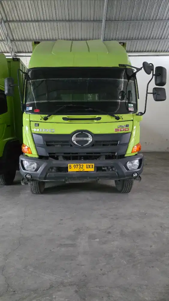 Truk bok cargo hino 500 fg 260 js th.2023