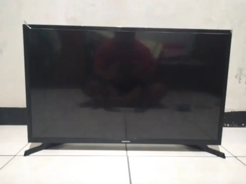 Dijual LED TV Samsung tipe UA32N4300AK
