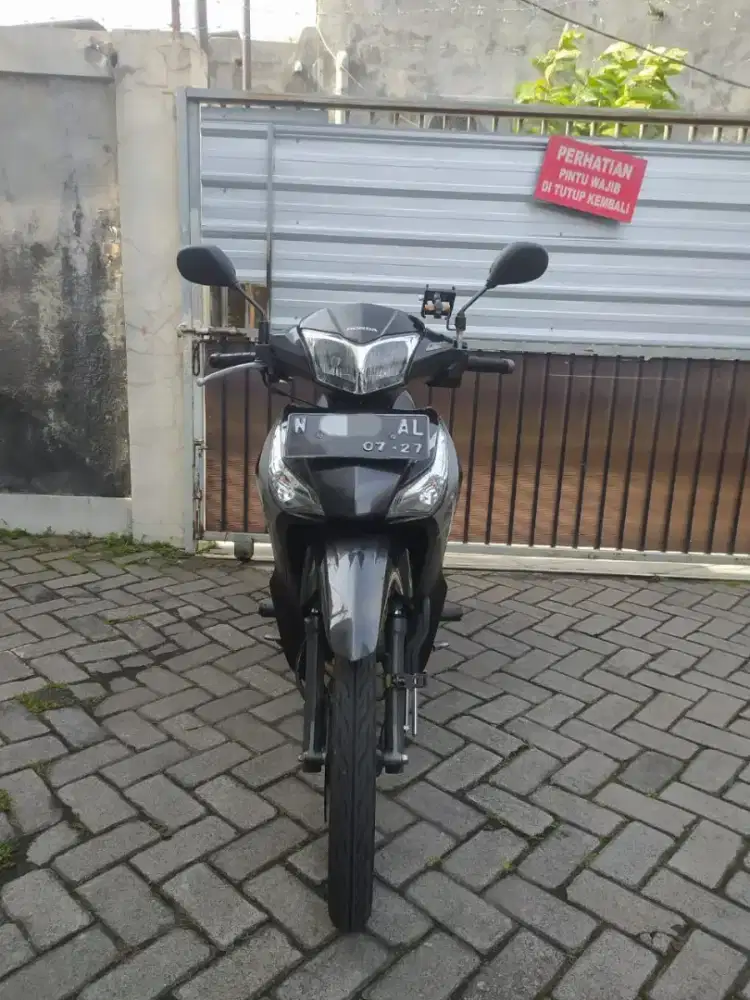 Honda Supra x 125 Helm-in 2012