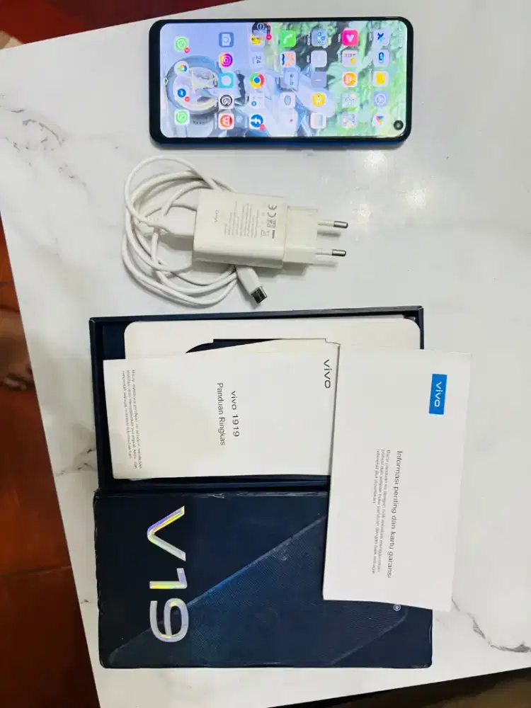 Vivo v19 8/12GB