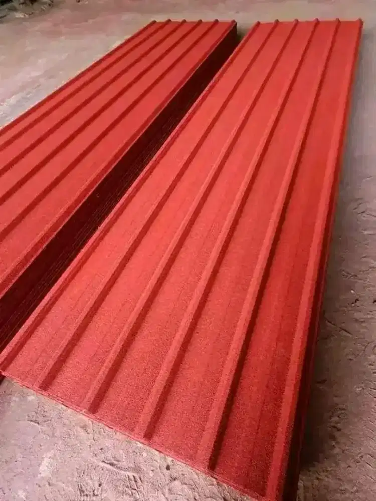 Rangka atap baja ringan