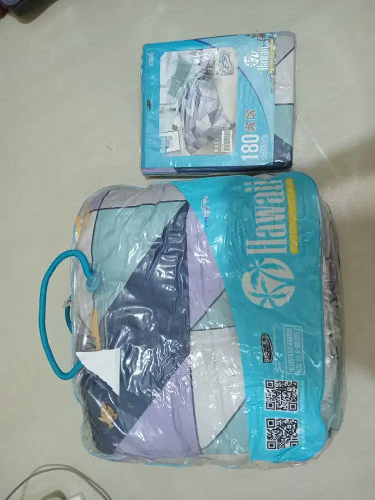 Seprei set bed cover ukuran 180