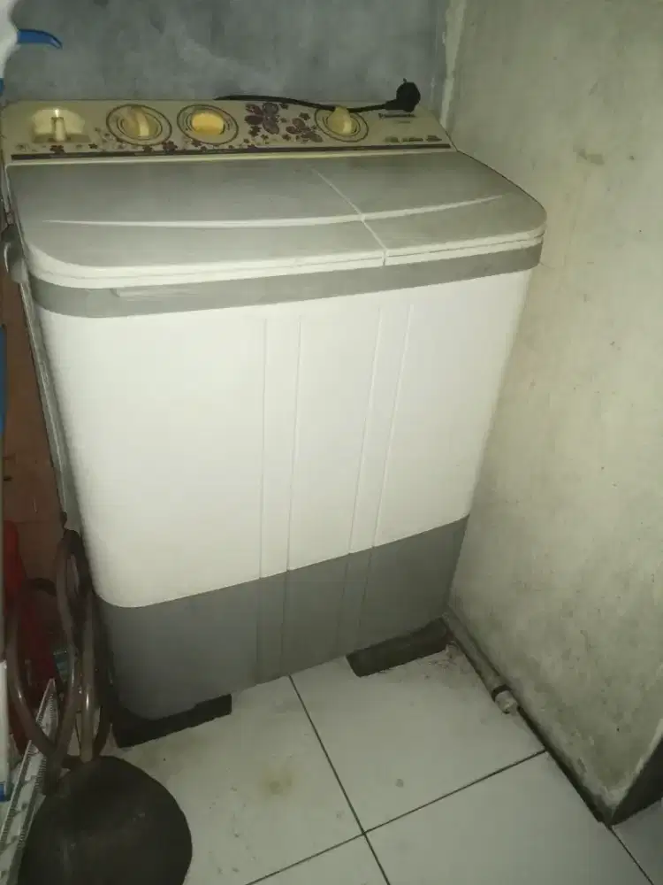 Jual mesin cuci 2 tabung  pakaian p