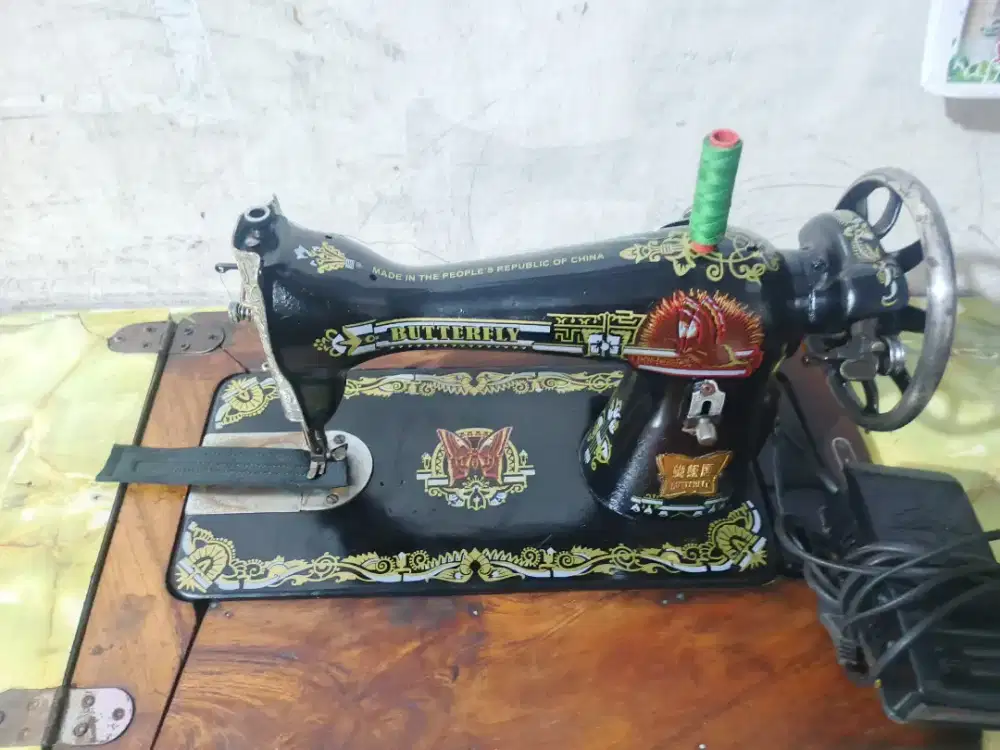 mesin jahit siap pakai