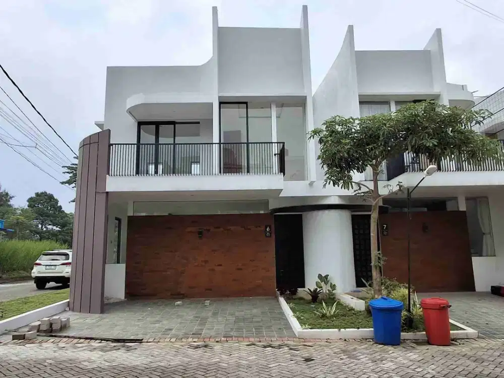 Rumah Villa Mewah Kota Batu | Free Privatpool & Heater