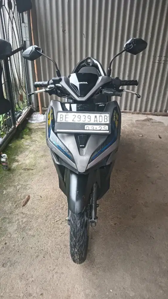 Vario LED new 125 tahun 2019