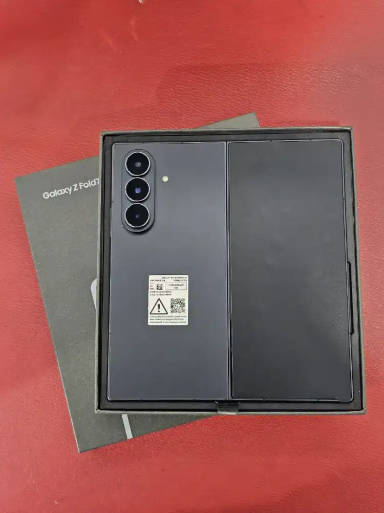 Samsung Z Fold 7 5G 12/256gb sein jetblack seminggu pakai