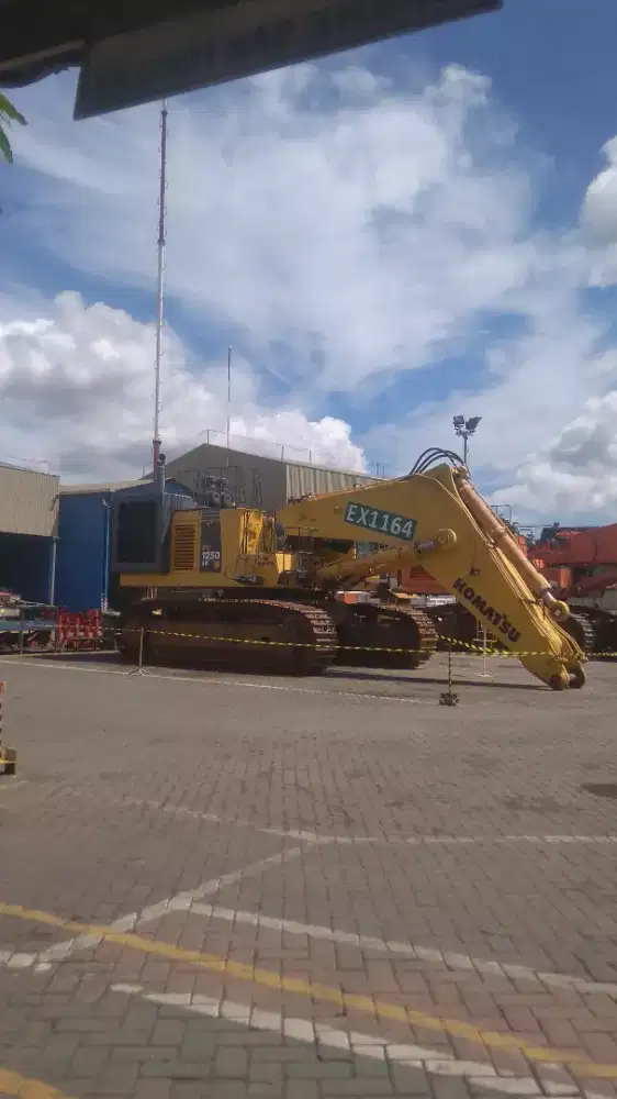 Saya cari kerja supir/driver pribadi, operasional, logistik/ekspedisi