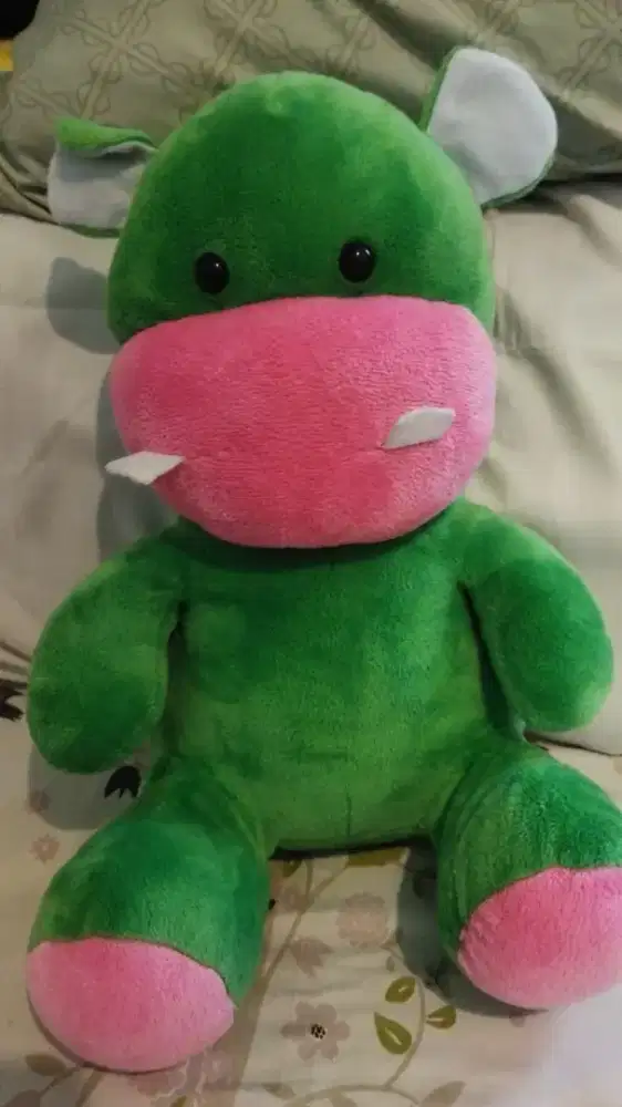 Boneka kodok besar lucu