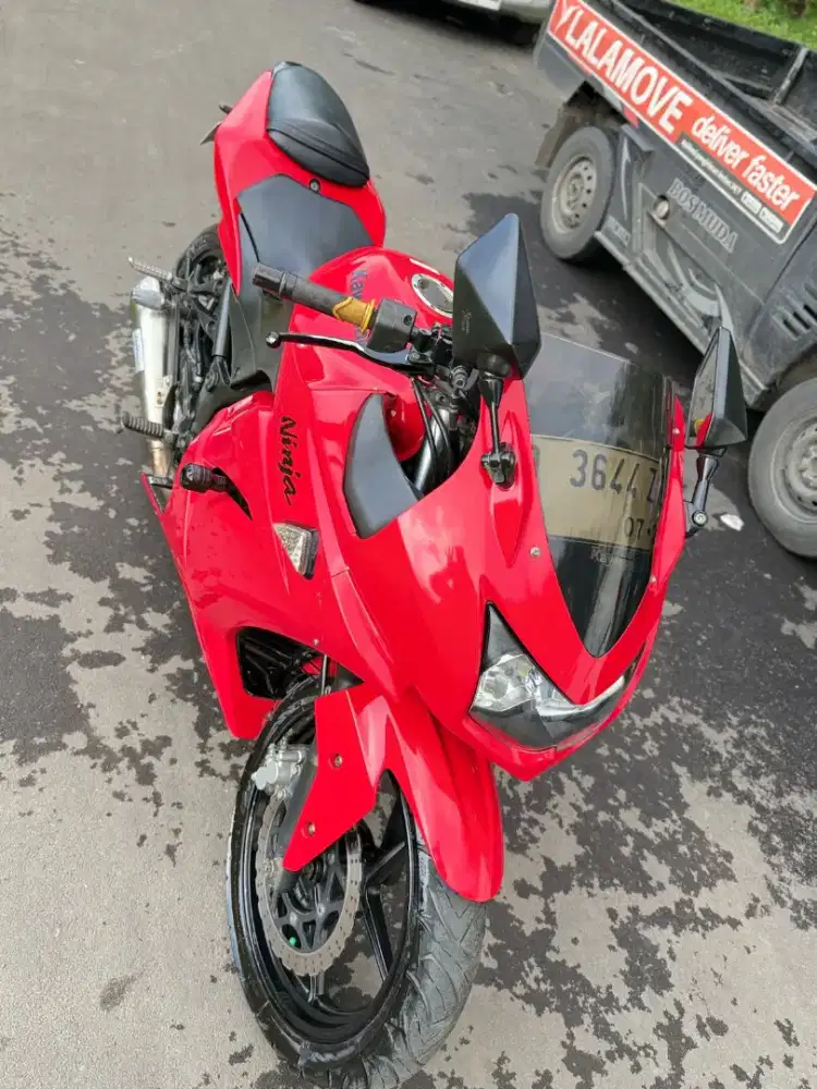 Kawasaki ninja 250 karbu 2009