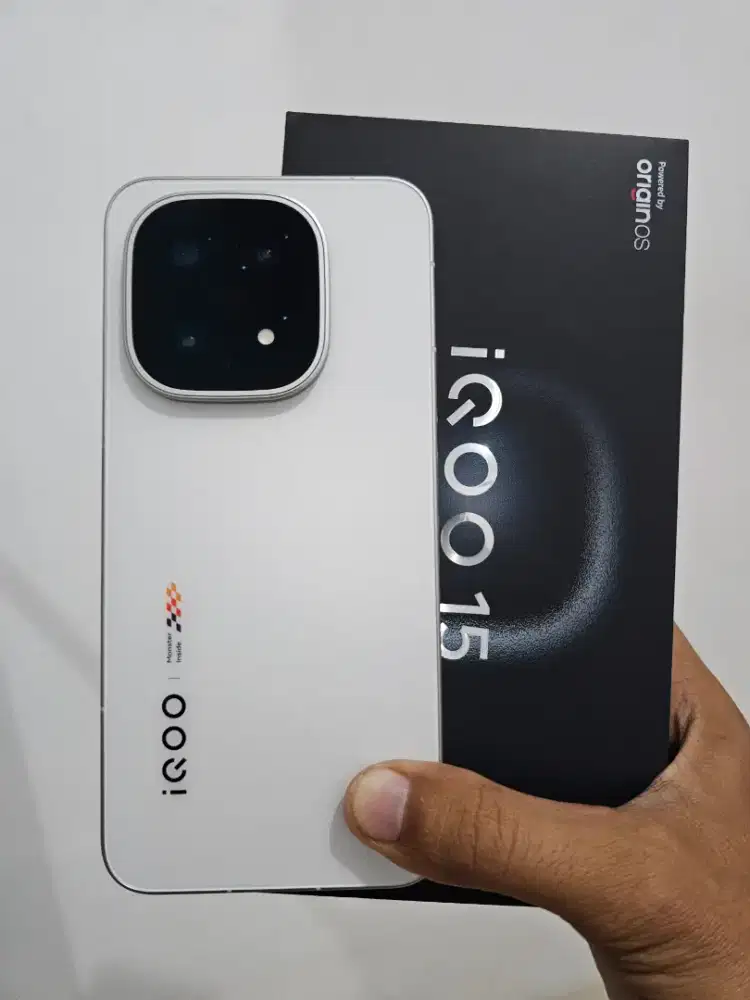 Iqoo 15 5g ram 16/512gb pakai sebulan istimewa