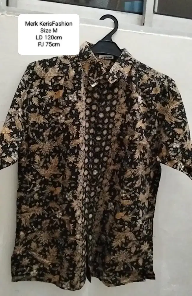 Kemeja batik pria
