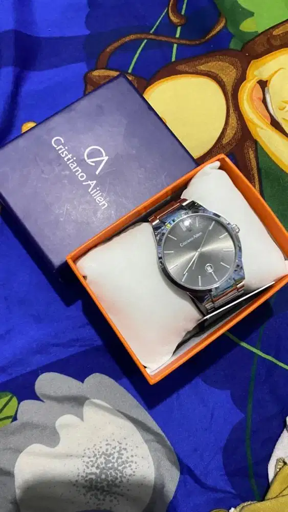 Jam Tangan cristiano