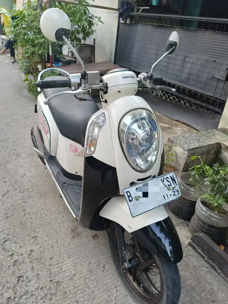 Honda Scoopy 2014 Ss Lengkap