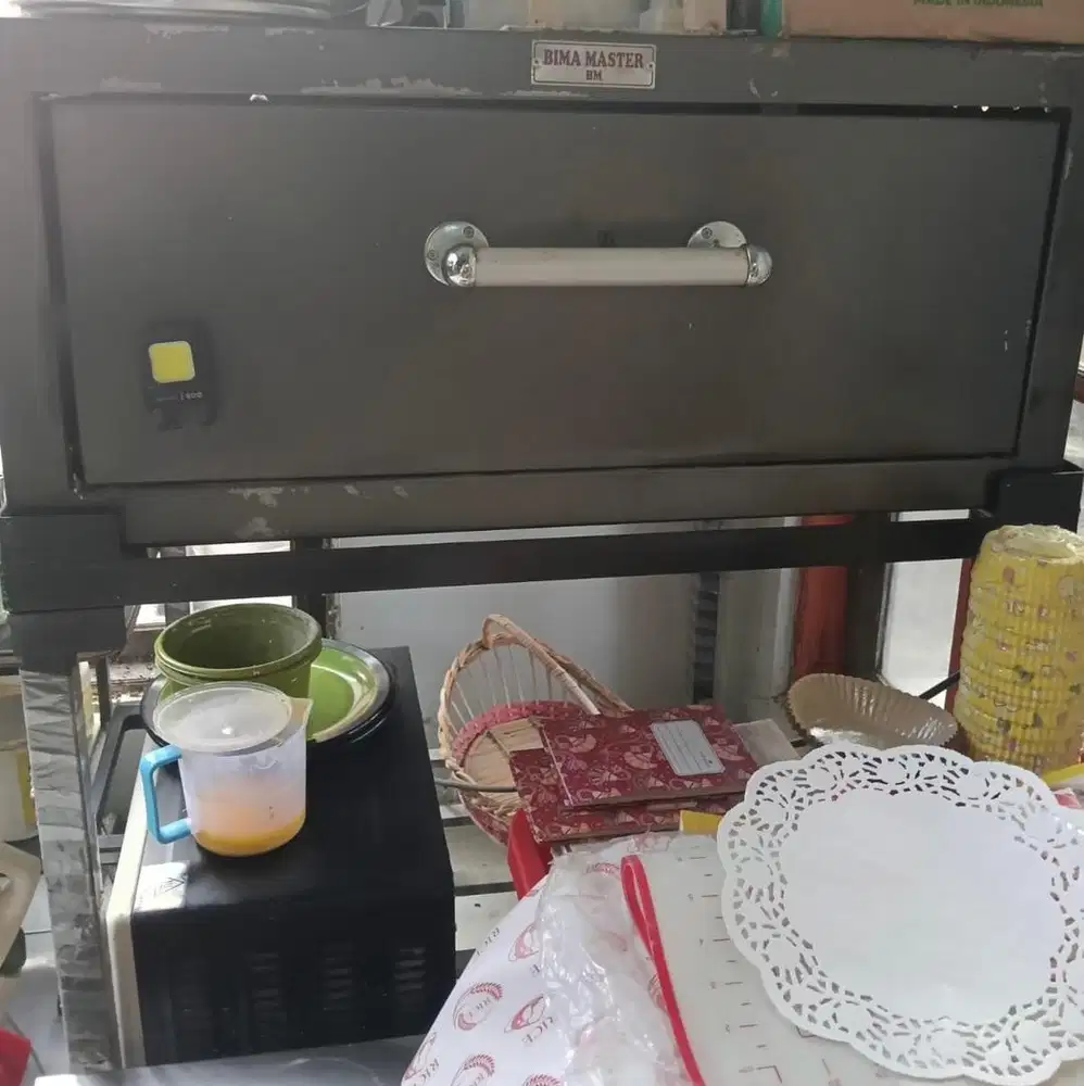 Jual cepat. Oven lapis legit