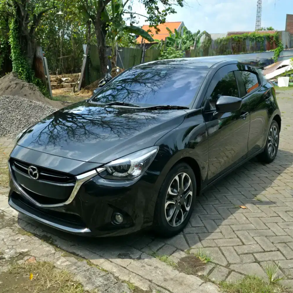 Mazda 2 GT Skyactive 2015