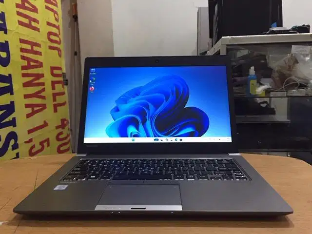 Laptop Toshiba Portege Z30-C Core i5 Ram 8GB SSD 256GB SlimMulus Murah