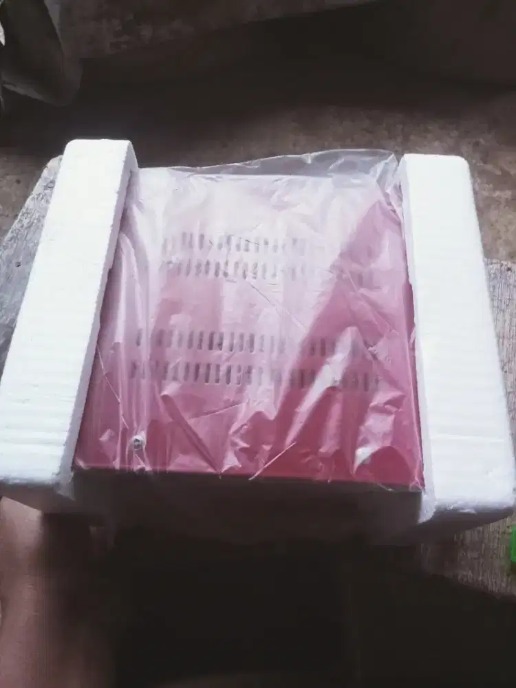 Di jual stabilizer baru dan speaker aktif masih berfungsi dengan baik