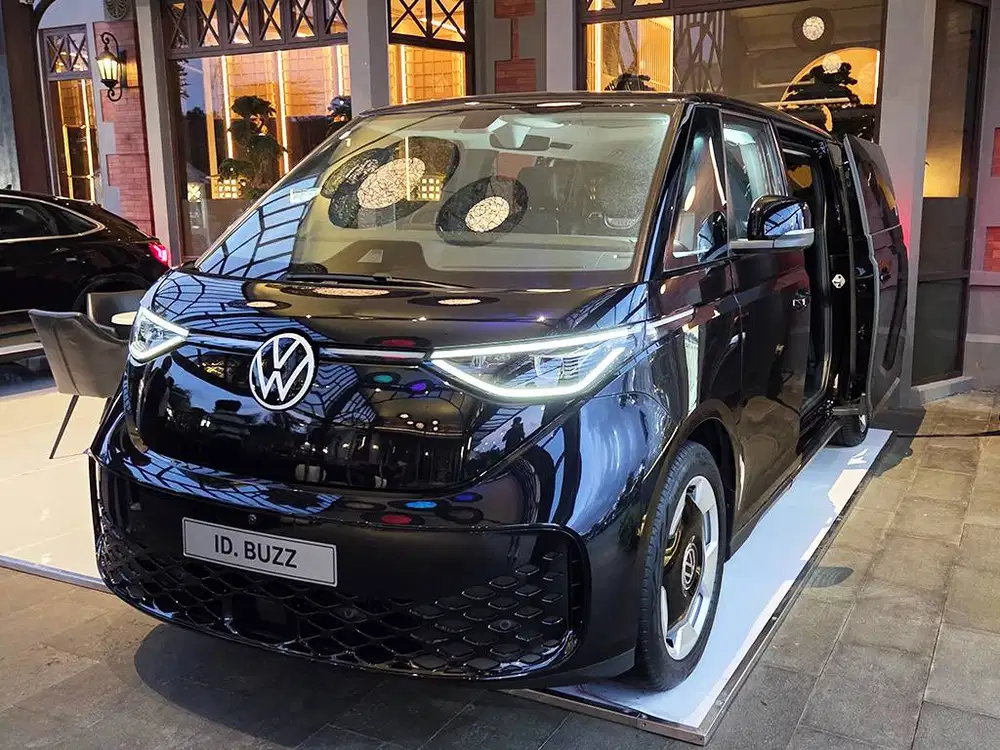 Volkswagen ID. Buzz Business Edition Pneumatic Massage Backrest