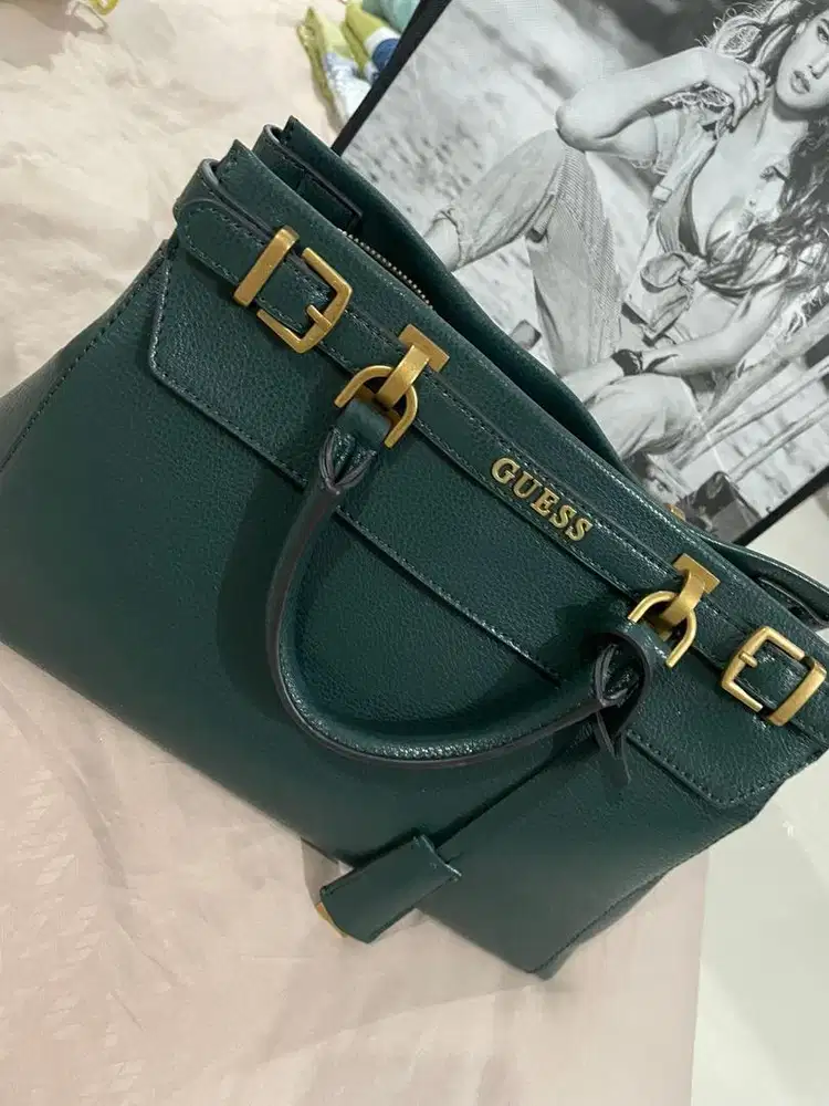Tas guess preloved