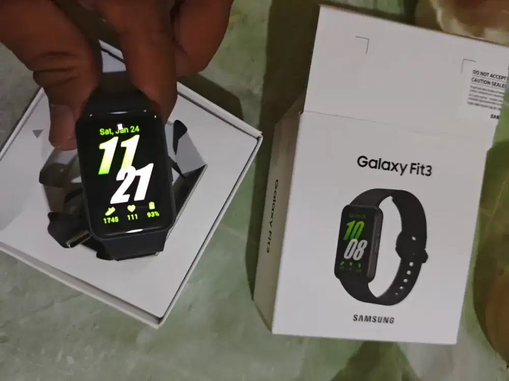 Jam tangan Samrtwach galaxy fit3