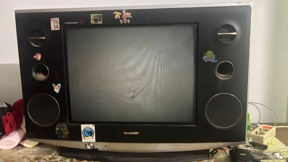 TV SHARP 32 INCH TABUNG