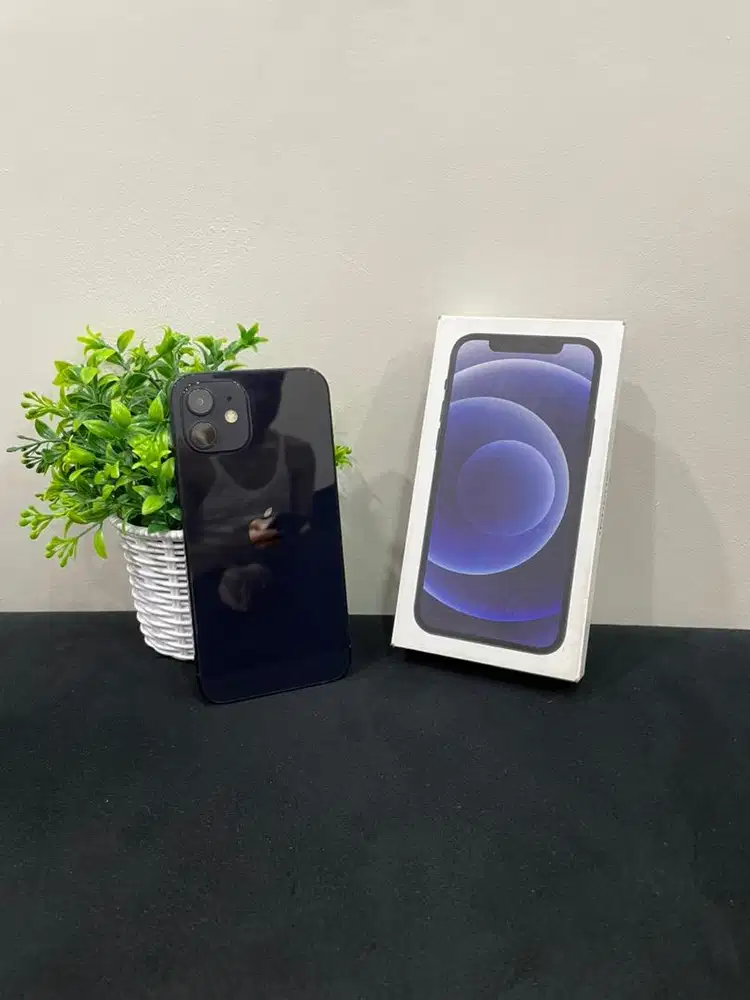 IPhone 12 128GB Black lengkap Fullset BH 99% ByPass Wifi Only