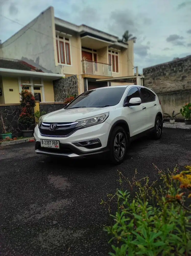 HONDA CR-V PRESTIGE 2.4 AT 2015 SUNROOF – MULUS & SIAP PAKAI
