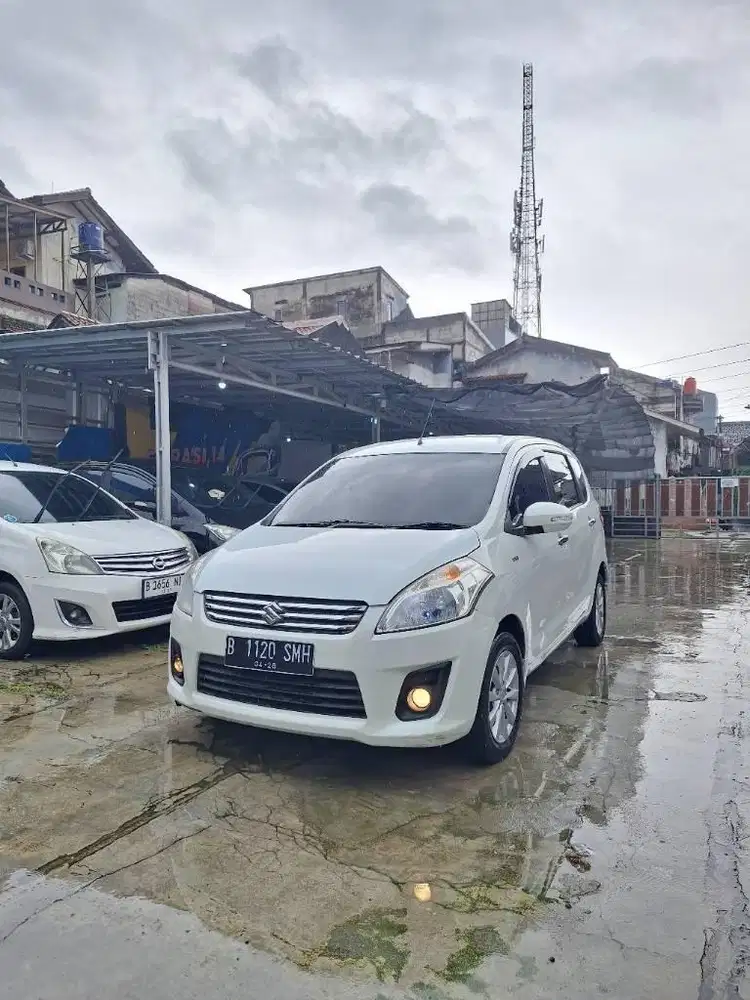 suzuki ertiga 1.4 GL AT tahun 2014 istimewa orisinil terawat