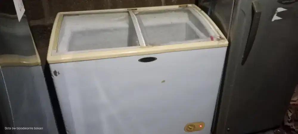 Dijual cepat priser box sleding kaca