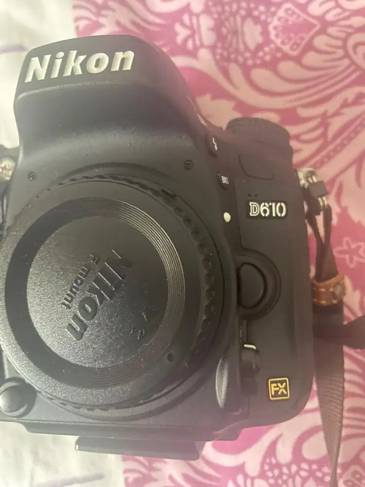 Nikon D610 body