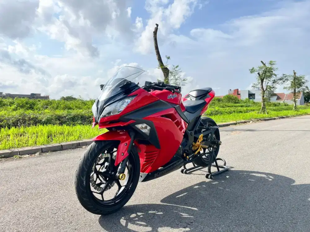 Kawasaki Ninja 250 CC 2017 KM rendah