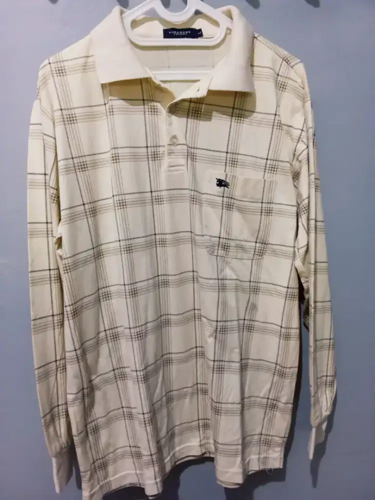 Preloved kaos pria lengan panjang berkerah