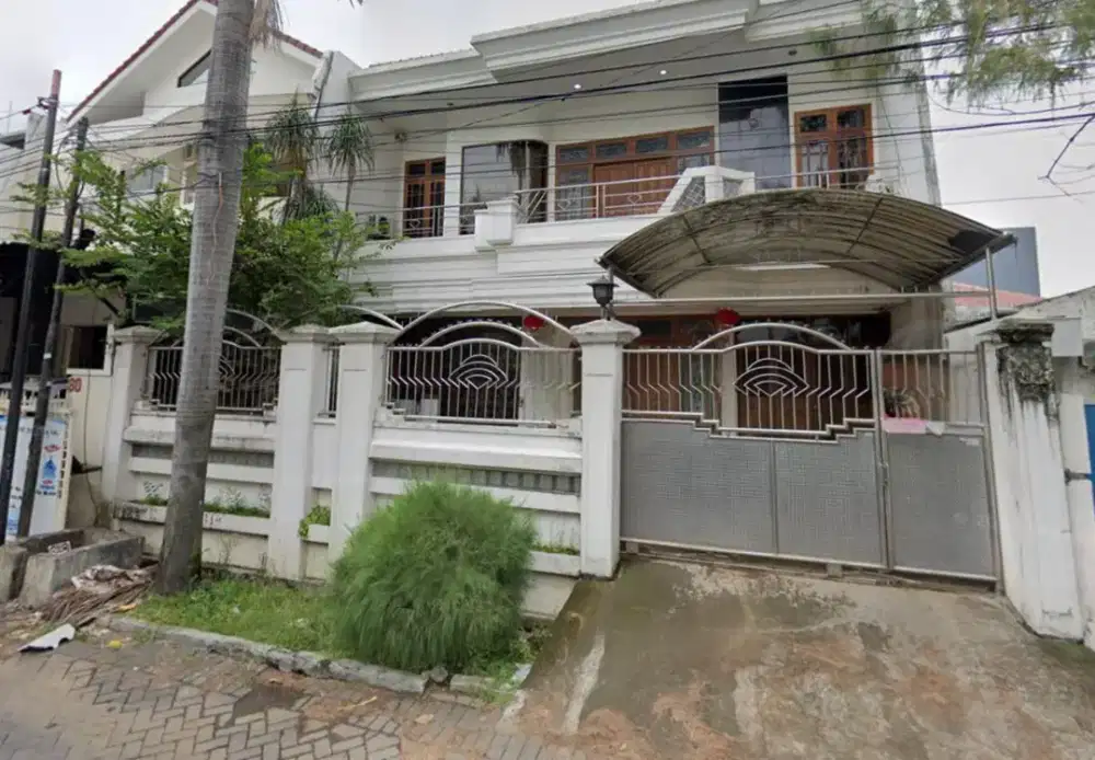 Dijual murah rumah strategis siap huni - Darmo Permai Selatan