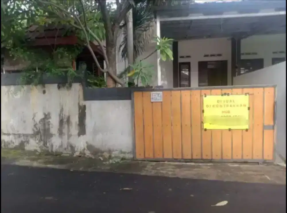 RUMAH SEMI FURNISHED DEKAT EXIT TOL JATINGALEH