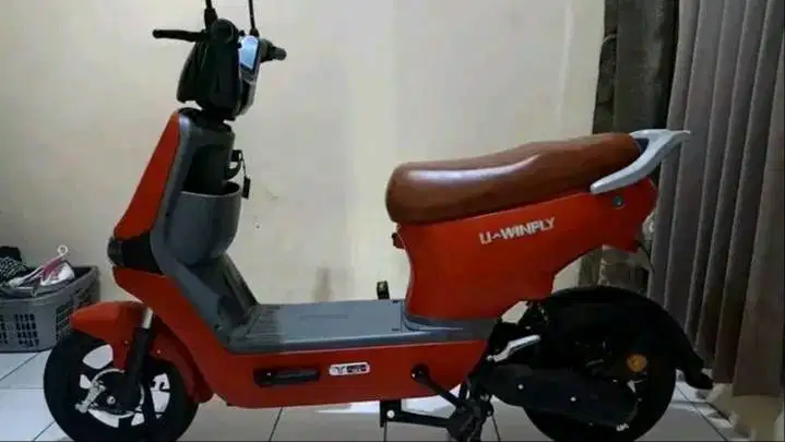 sepeda listrik uwnfly d8s normal garansi panjang