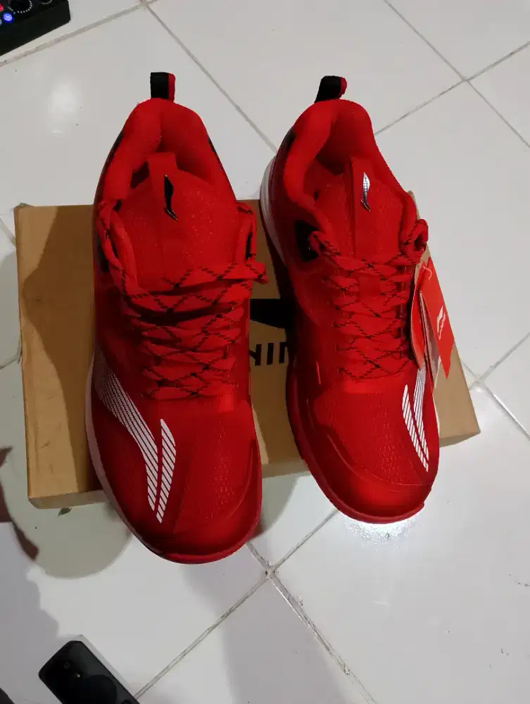 Dijual sepatu li-ning UK 45